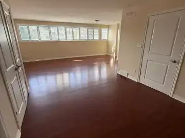 2 Bedroom Apartment St. Catharines ON 105004937