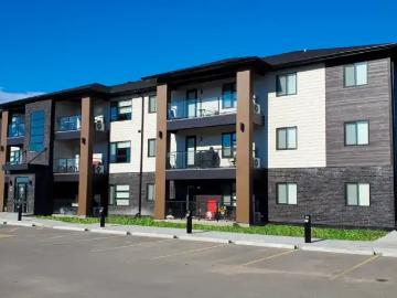 2 Bedroom Apartment Steinbach MB 103090482