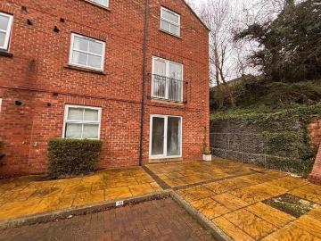 2 Bedroom Apartment Stockton On Tees Durham 100541196