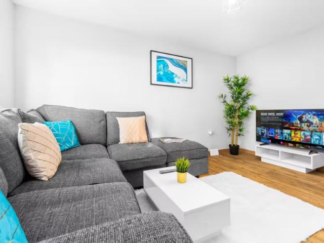 2 Bedroom Apartment Stourbridge Stourbridge 96718455