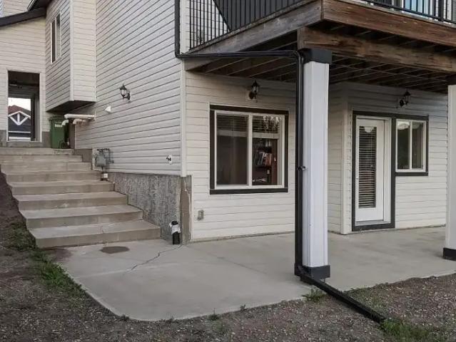 2 Bedroom Apartment Strathmore AB 104182363