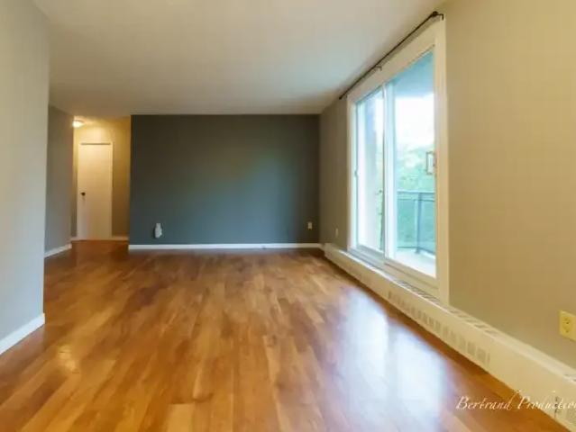 2 Bedroom Apartment Sudbury ON 105100245