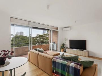 2 Bedroom Apartment Surry Hills NSW 102277348