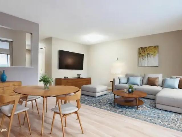 2 Bedroom Apartment Surrey BC 104362007