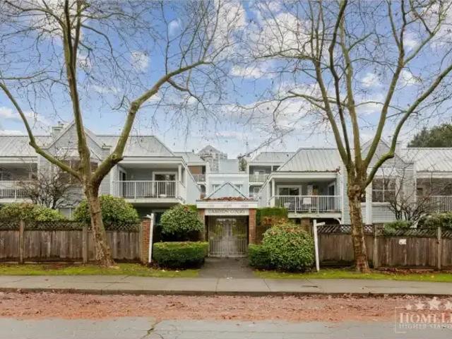 2 Bedroom Apartment Surrey BC 105410945