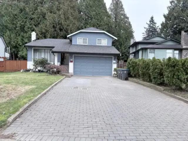 2 Bedroom Apartment Surrey BC 105047484