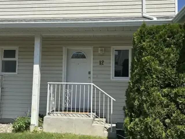 2 Bedroom Apartment Salmon Arm BC LS105248898