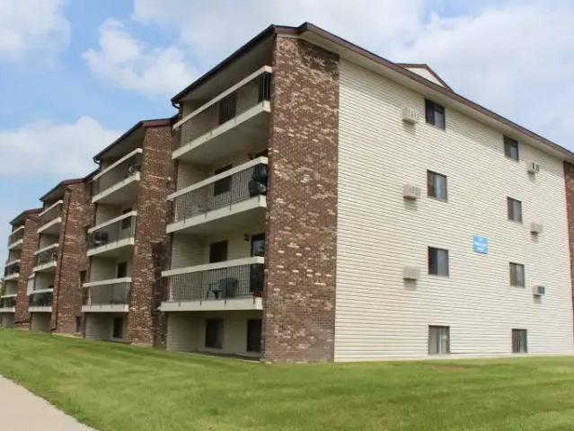 2 Bedroom Apartment Saskatoon SK 102204072