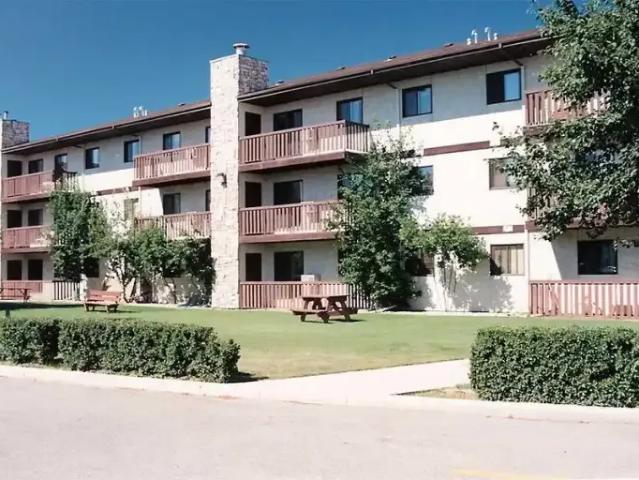 2 Bedroom Apartment Saskatoon SK 105004090