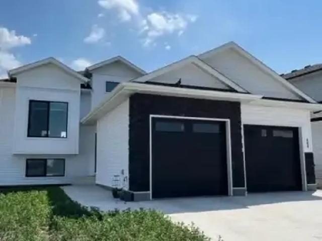 2 Bedroom Apartment Saskatoon SK 105047768