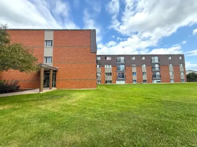 2 Bedroom Apartment Sault Ste. Marie ON 99878341