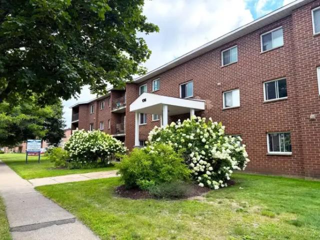 2 Bedroom Apartment Sault Ste. Marie ON 105308424