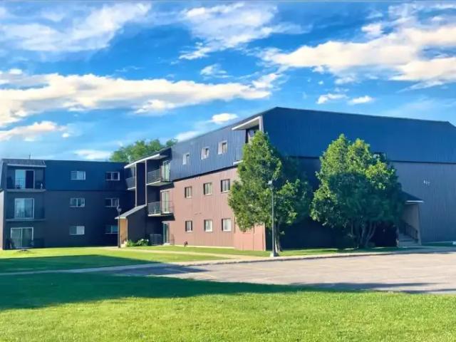 2 Bedroom Apartment Sault Ste. Marie ON LS104863376