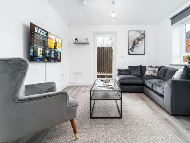 2 Bedroom Apartment Smethwick Smethwick 66932025