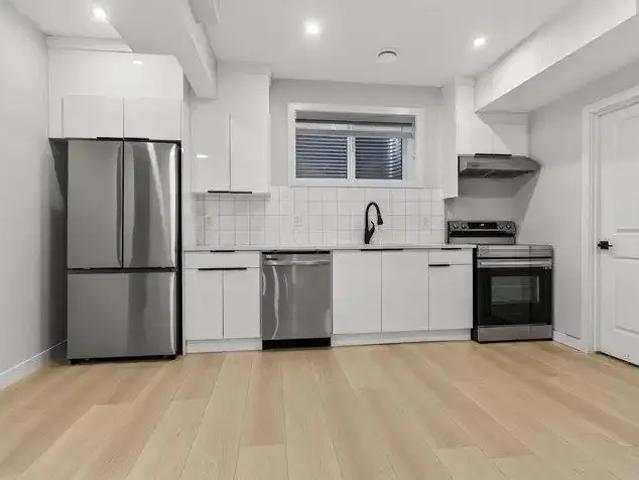 2 Bedroom Apartment Spruce Grove AB 106148442