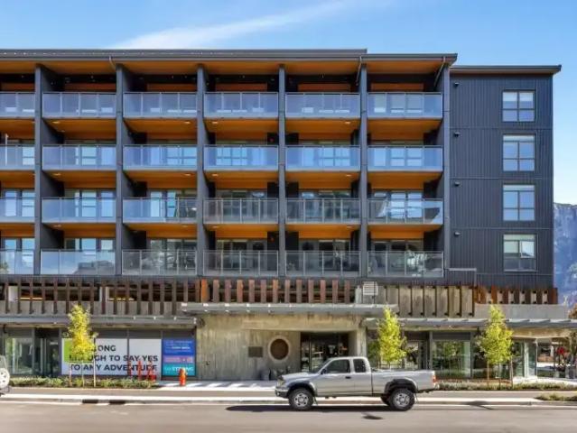 2 Bedroom Apartment Squamish BC 104470569