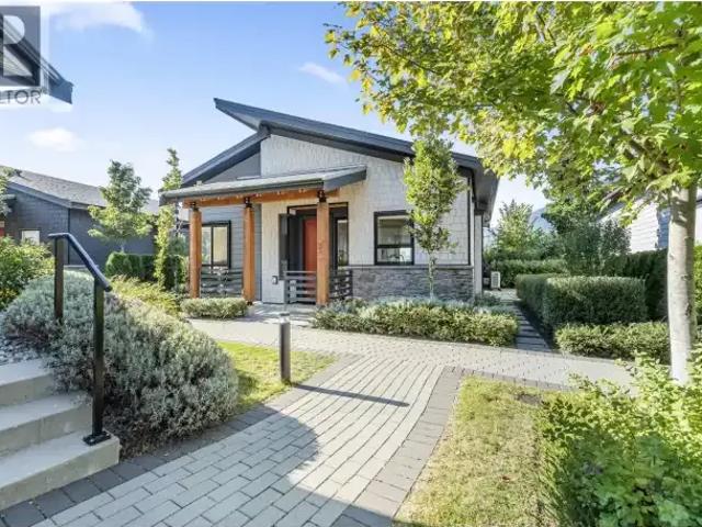 2 Bedroom Apartment Squamish BC 105822069
