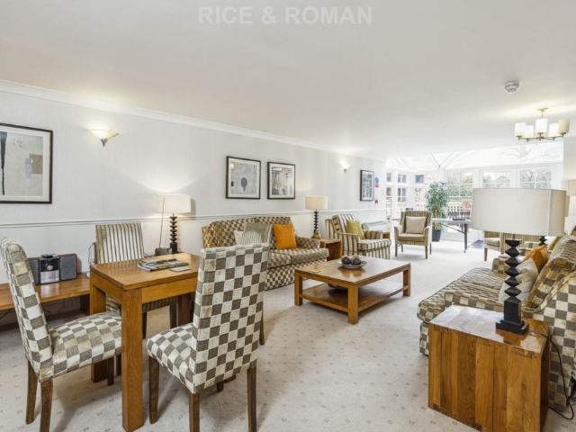 2 Bedroom Apartment, The Ambassador – Sunningdale