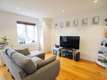 2 bedroom apartment to let