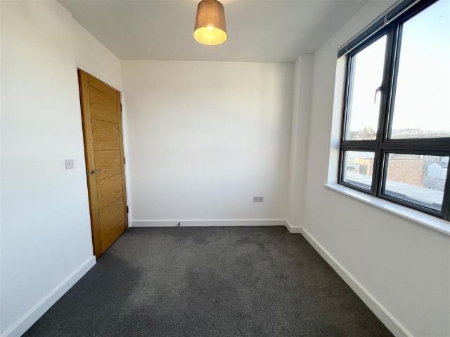 2 Bedroom Apartment To Let