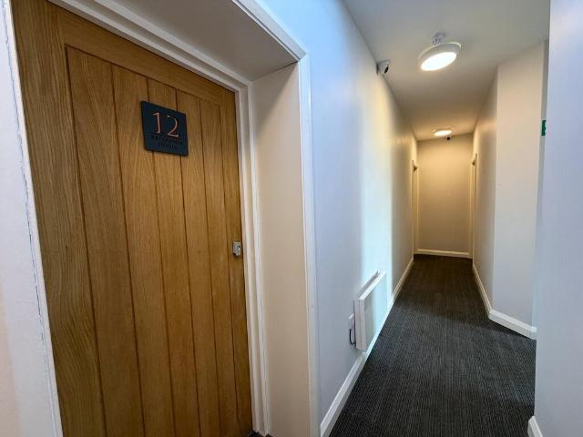 2 bedroom apartment to let