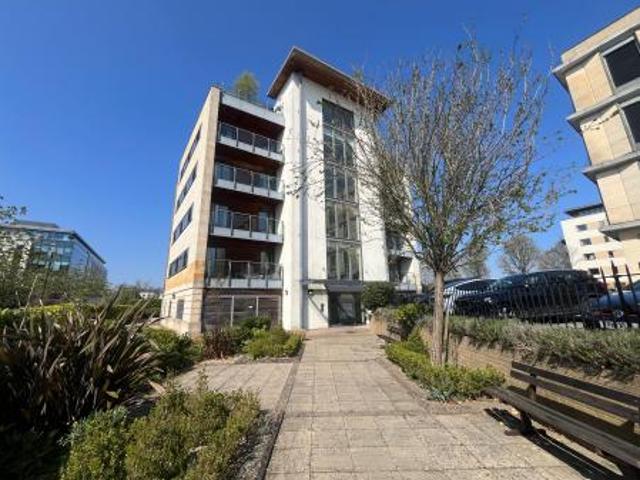 2 bedroom Apartment To Let