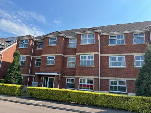 2 bedroom Apartment To Let