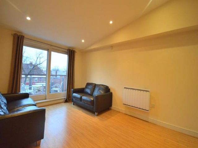 2 Bedroom Apartment To Let