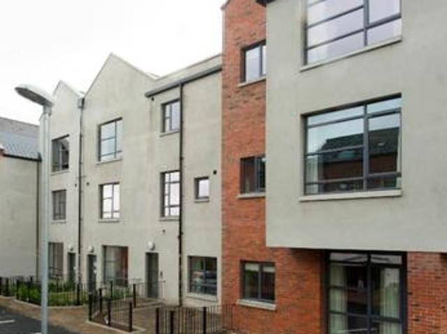 2 bedroom Apartment To Let