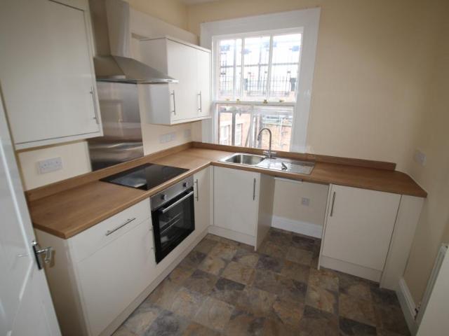 2 bedroom Apartment To Let