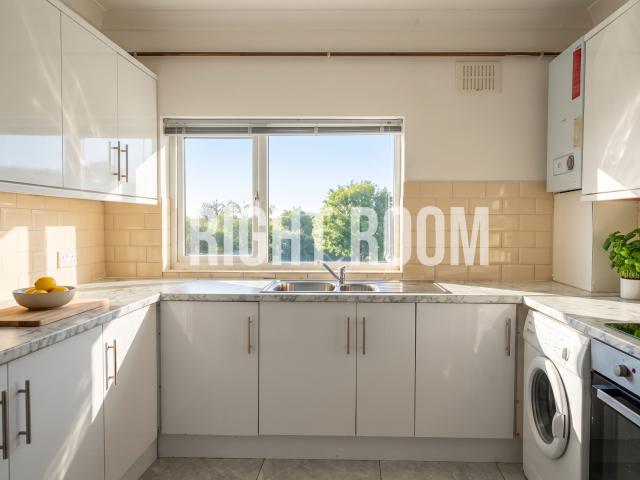 2 bedroom Apartment to let 2 Bed Apartment, Earls Road, Southampton SO14 6TZ