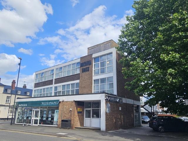 2 bedroom apartment to let
