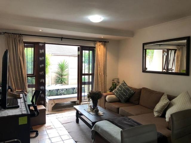 2 Bedroom Apartment To Let in Table View