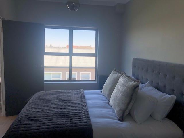2 Bedroom Apartment To Let in Table View