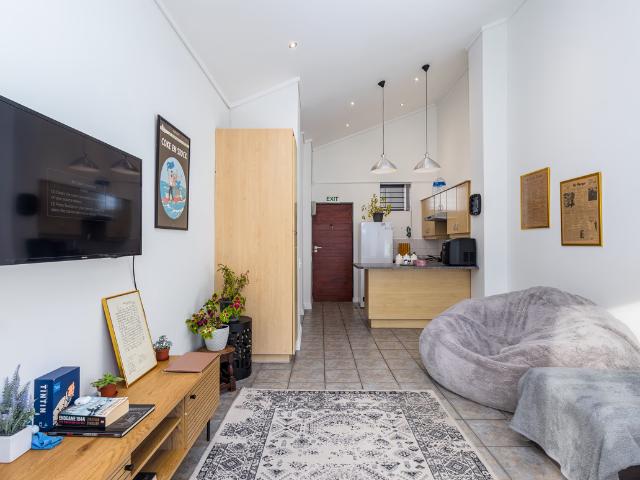2 Bedroom Apartment To Let in Tyger Waterfront
