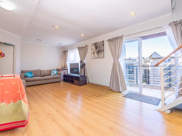 2 Bedroom Apartment To Let in Tyger Waterfront