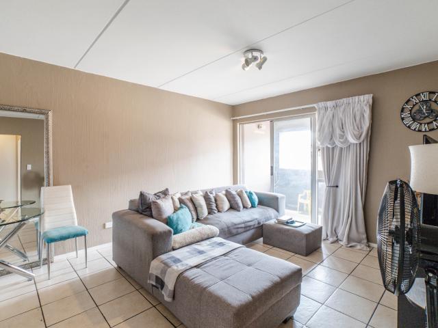 2 Bedroom Apartment To Let in Vorna Valley