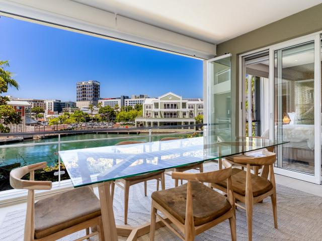 2 Bedroom Apartment To Let in Waterfront