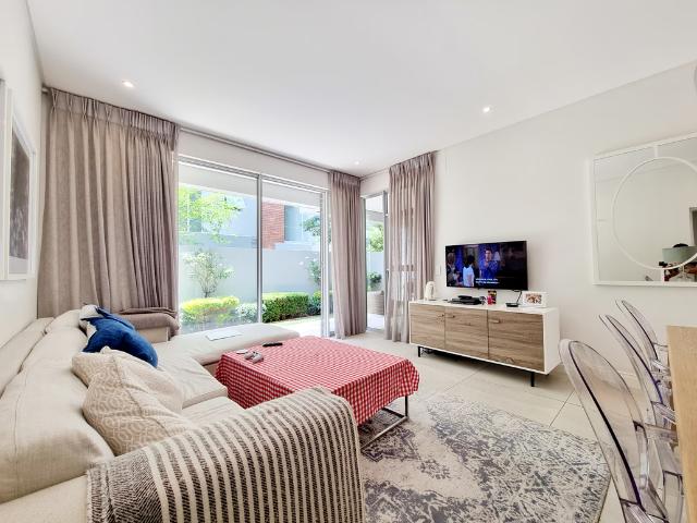 2 Bedroom Apartment To Let in Waverley