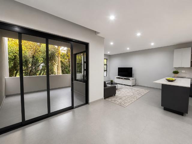 2 Bedroom Apartment To Let in Waverley