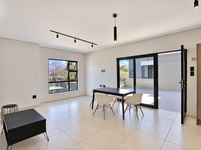 2 Bedroom Apartment To Let in Waverley