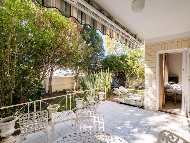 2 Bedroom Apartment To Let in Wynberg Upper