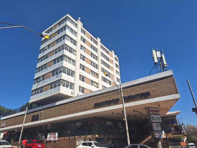 2 Bedroom Apartment To Let in Yeoville