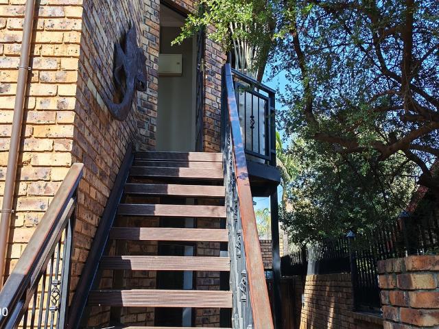 2 Bedroom Apartment To Let in Zwartkop