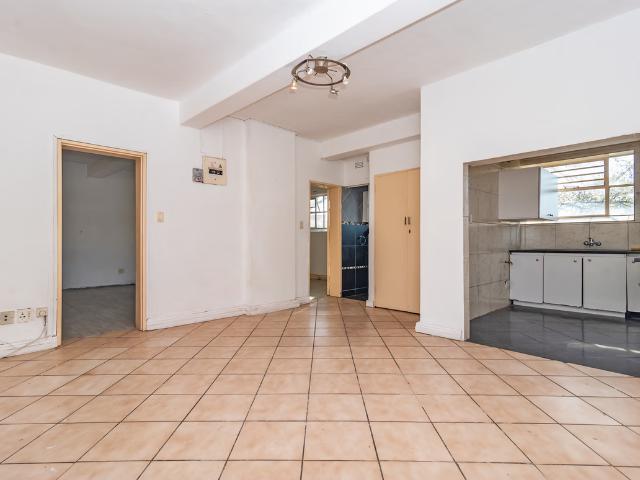 2 Bedroom Apartment To Let in Albertville