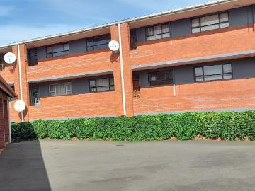 2 Bedroom Apartment To Let in Amanzimtoti