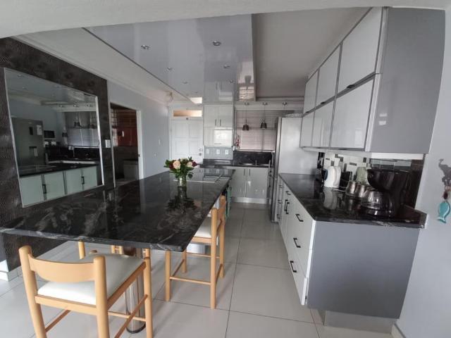 2 Bedroom Apartment To Let in Amanzimtoti