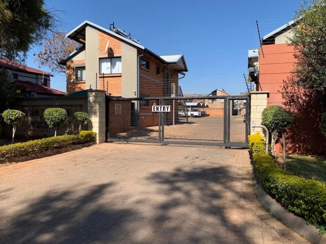 2 Bedroom Apartment To Let in Annlin
