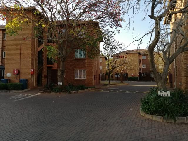 2 Bedroom Apartment To Let in Annlin