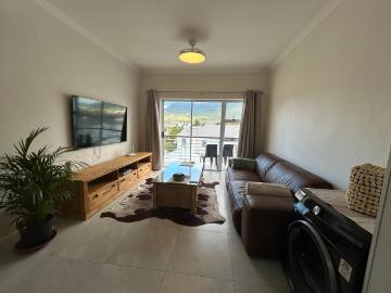 2 Bedroom Apartment To Let in Beach Estate